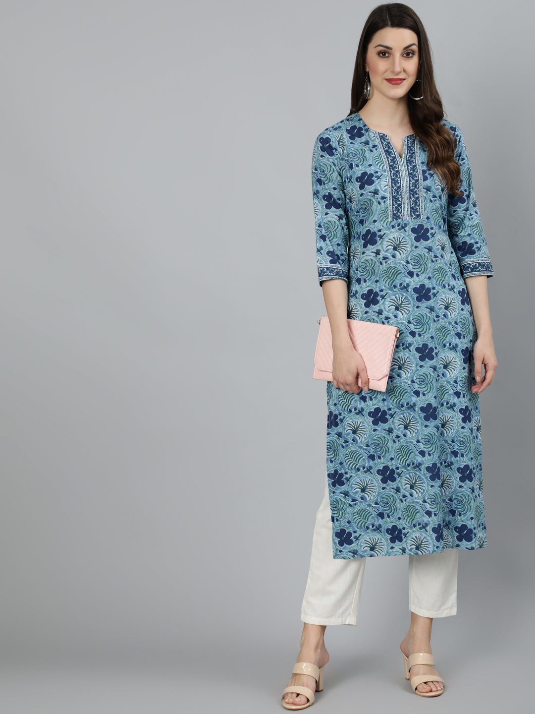 Blue Abstract Printed Kurta With Three Quarter Sleeves