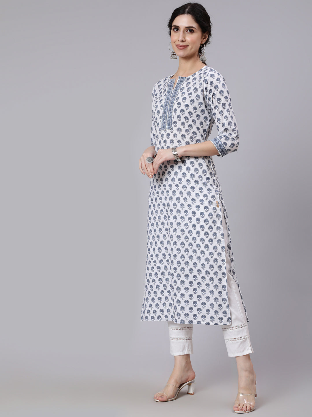 Off-White Printed Straight Kurta With Three Quarter Sleeves