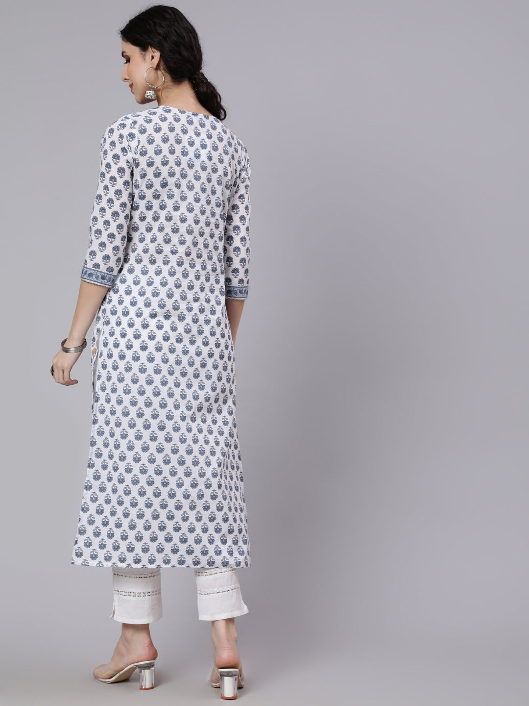 Off-White Printed Straight Kurta With Three Quarter Sleeves