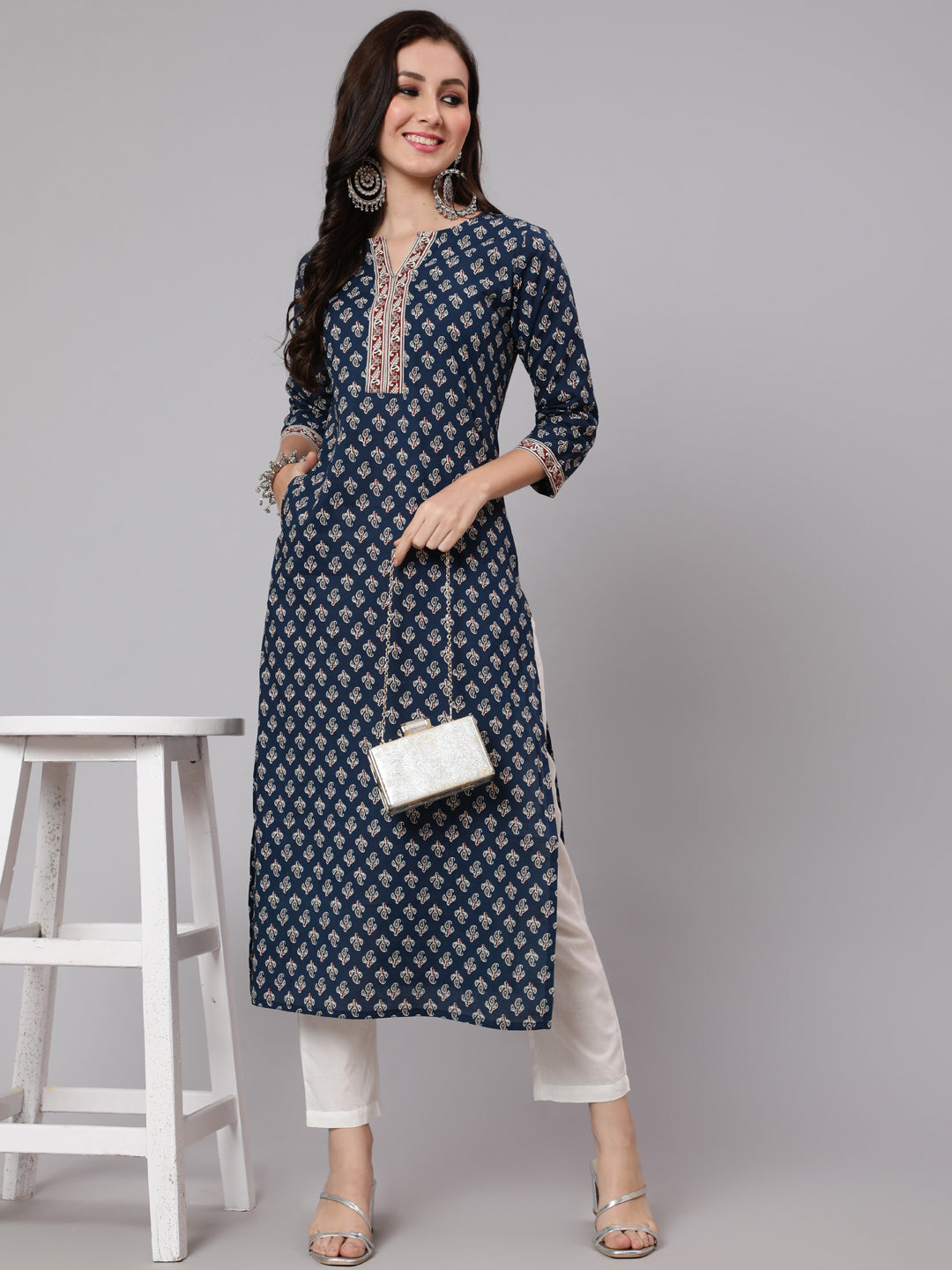 Navy Blue Ethnic Printed Straight Kurta With Three Quarter Sleeves