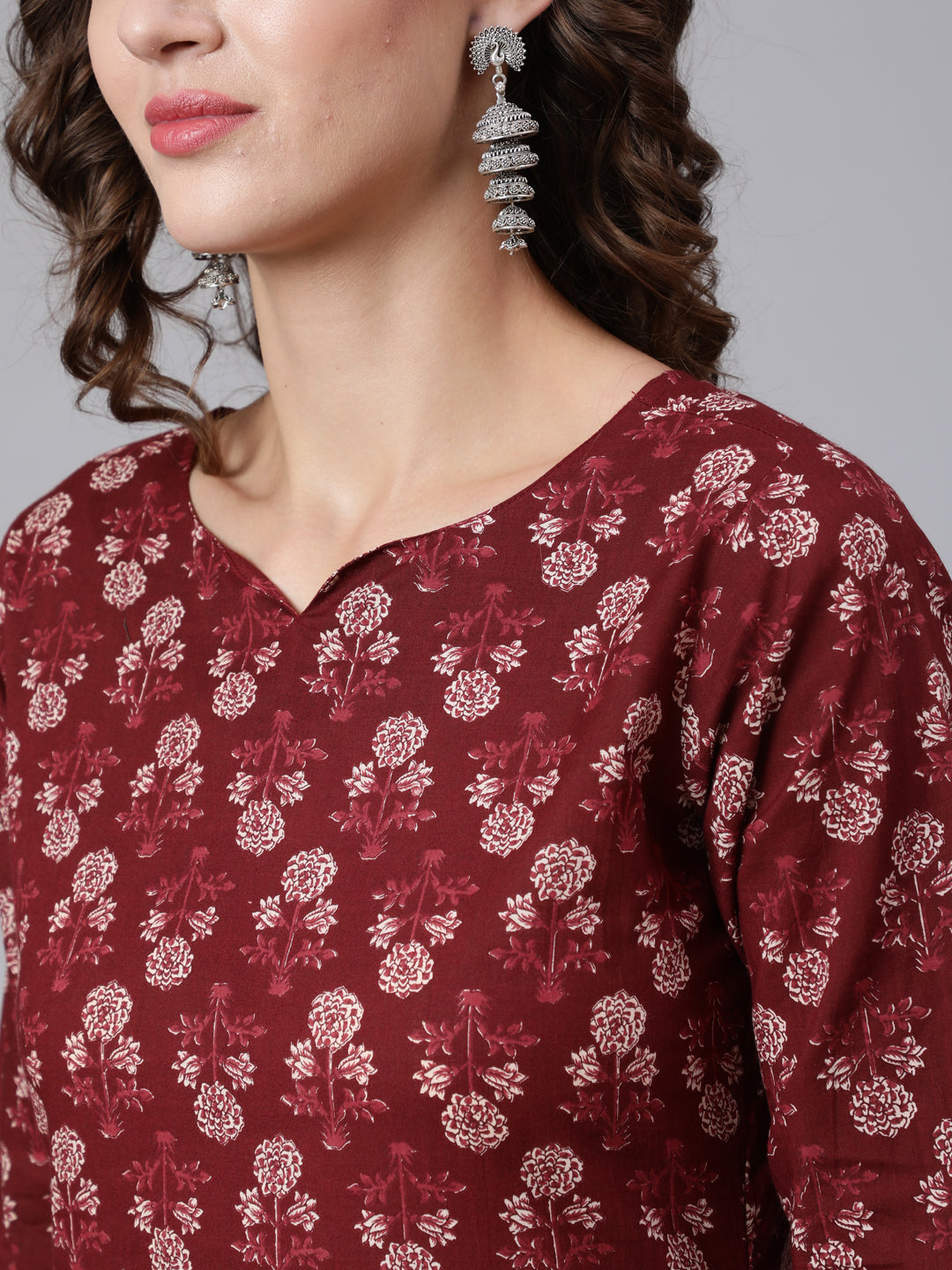 Burgundy Ethnic Printed Straight Kurta with Three Quarter Sleeves