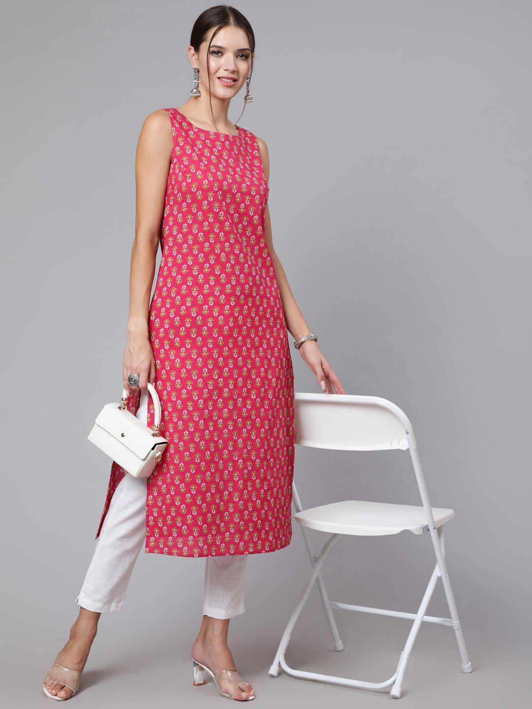 Pink Ethnic Printed Straight Sleeveless Kurta