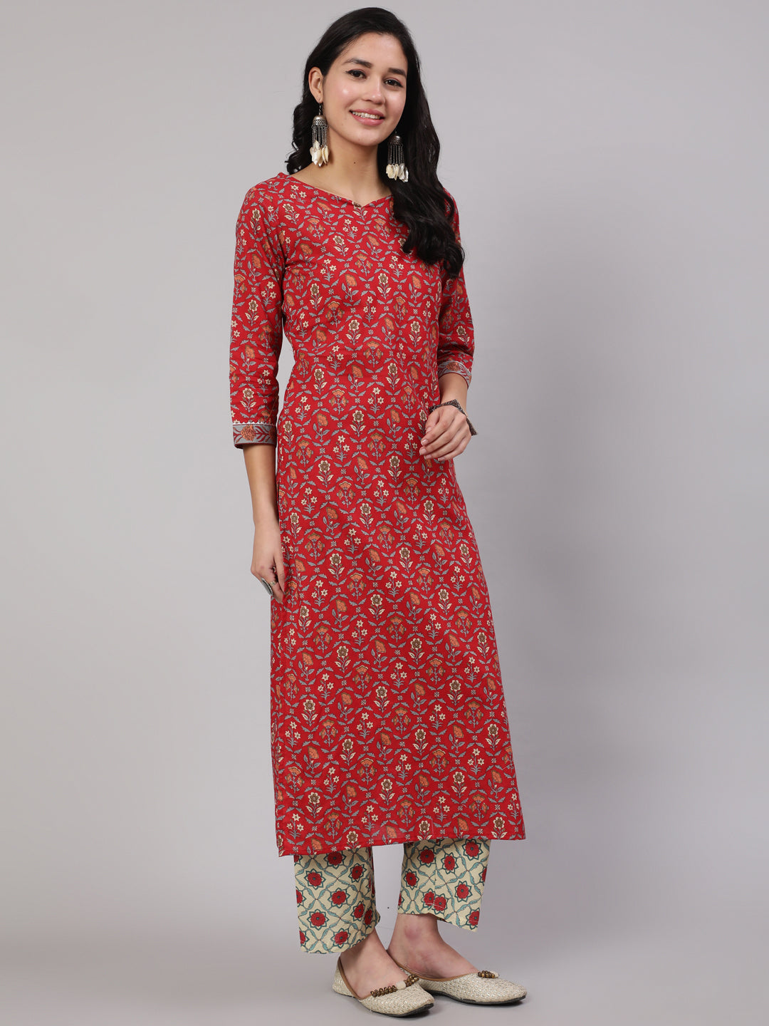Red Printed Straight Kurta With Three Quarter Sleeves