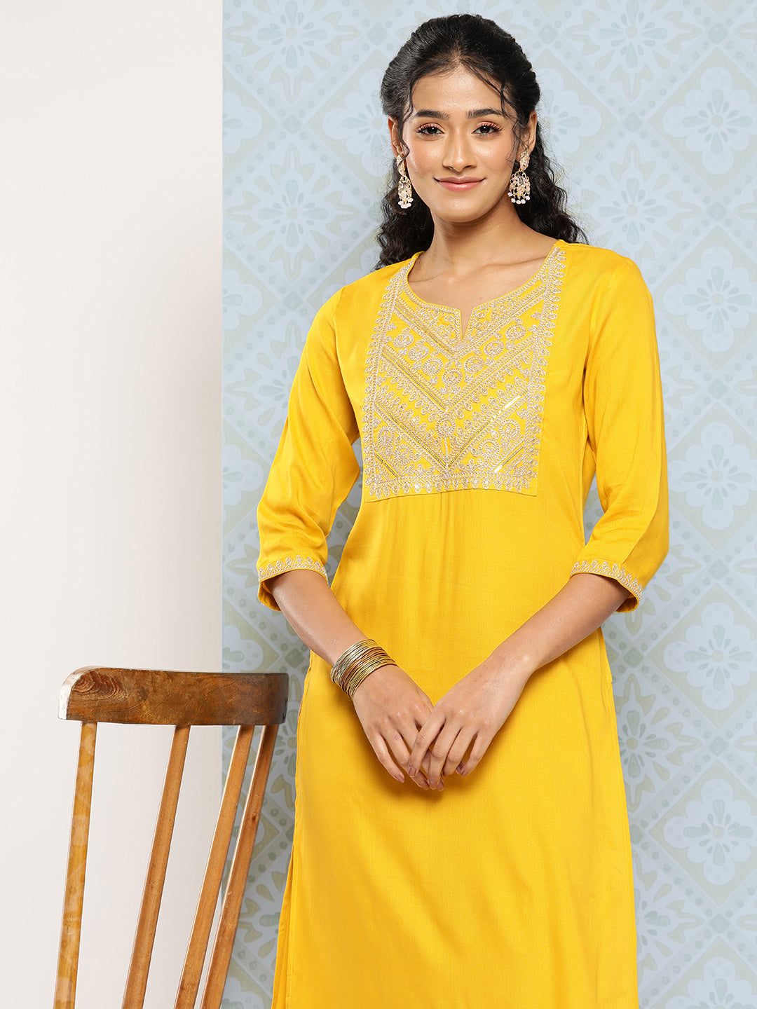 Yellow Embroidered Straight Kurta With Three Quarter Sleeves