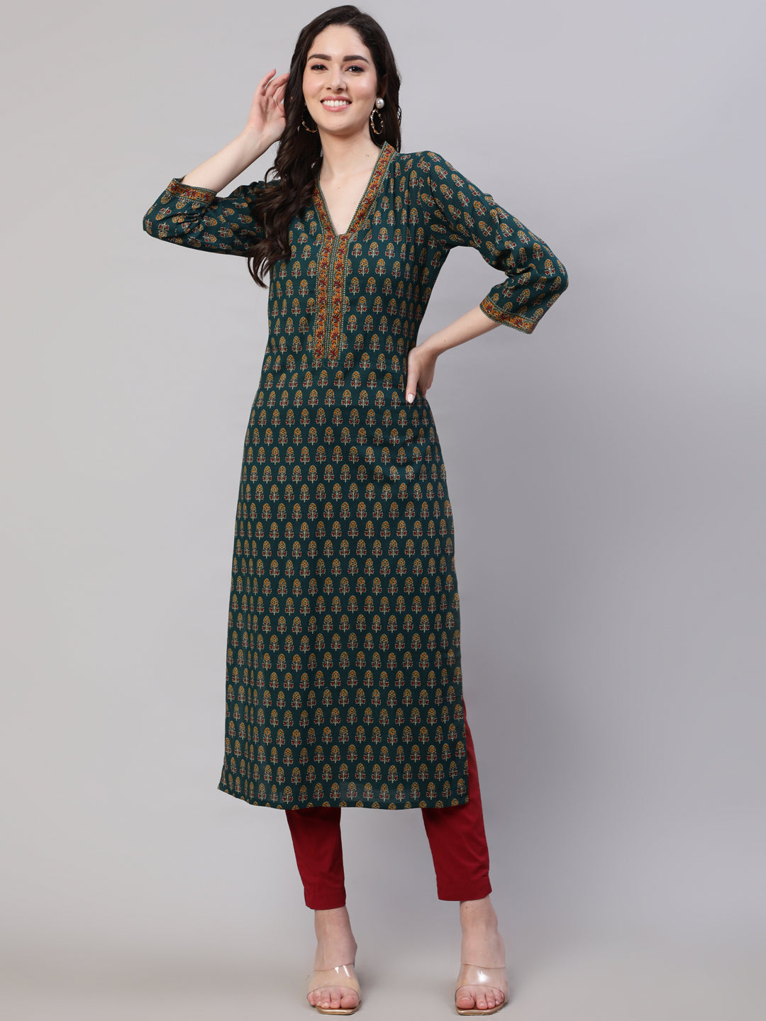 Green Ethnic Printed Straight Kurta With Three Quarter Sleeves