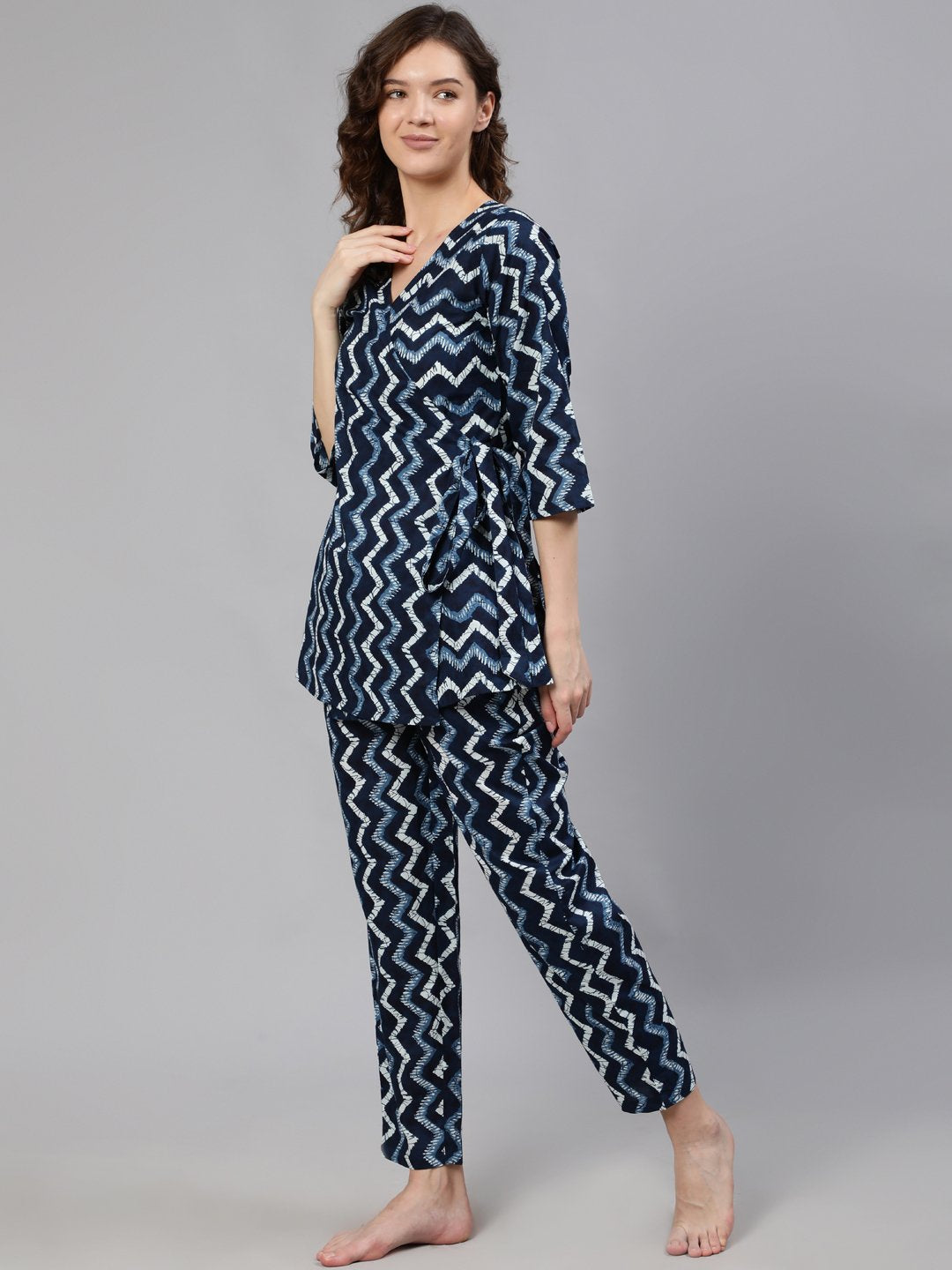 Women Navy Blue Zig-Zac Wrap Round Night Suit