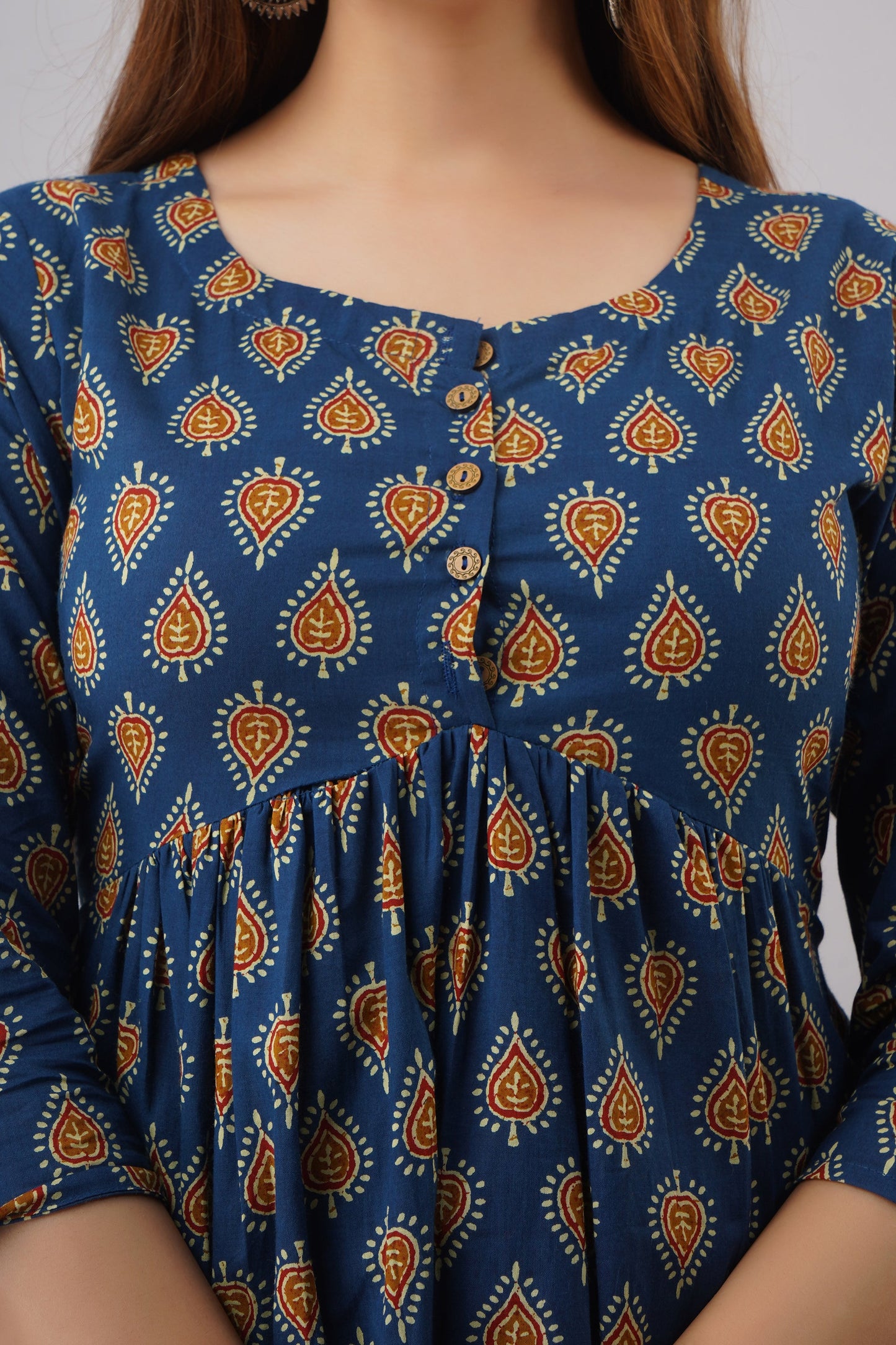 Cotton Short Length Printed Flared 3/4 Sleeves Round Neck Top