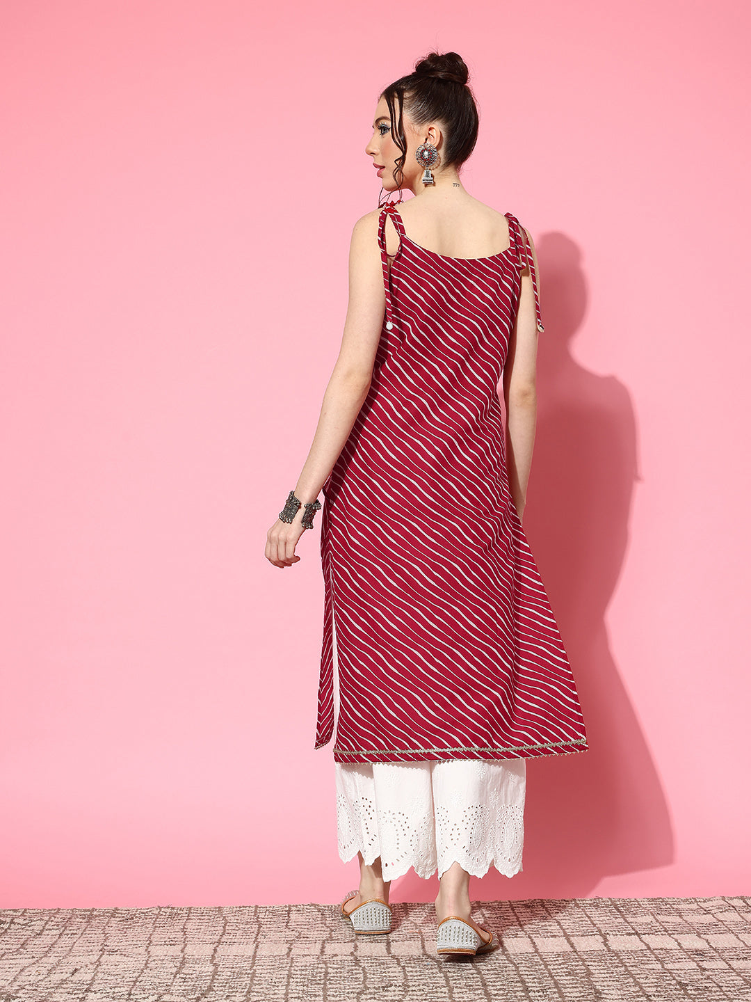 Lehariya Printed Sleeveless Kurta