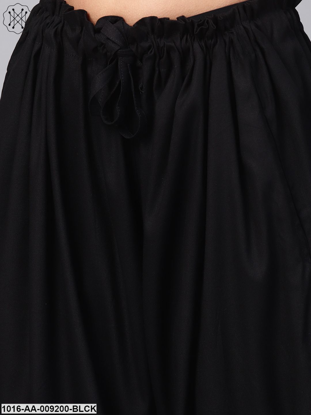 Pink & Black Printed Sleeveless Tops With Black Ankle Length Balloon Pant