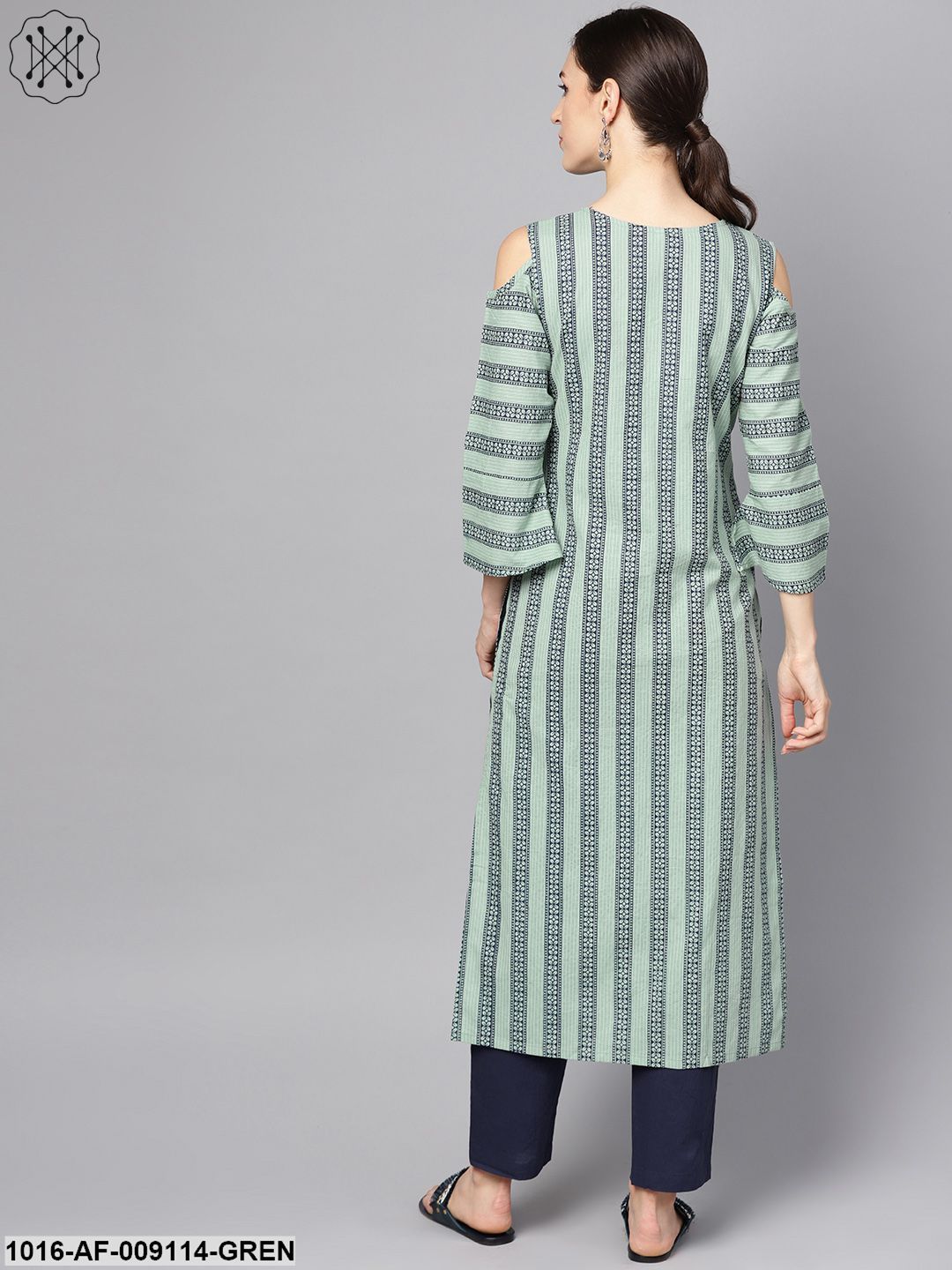 Pastel Green Printed Kurta Set With Solid Navy Blue Pants