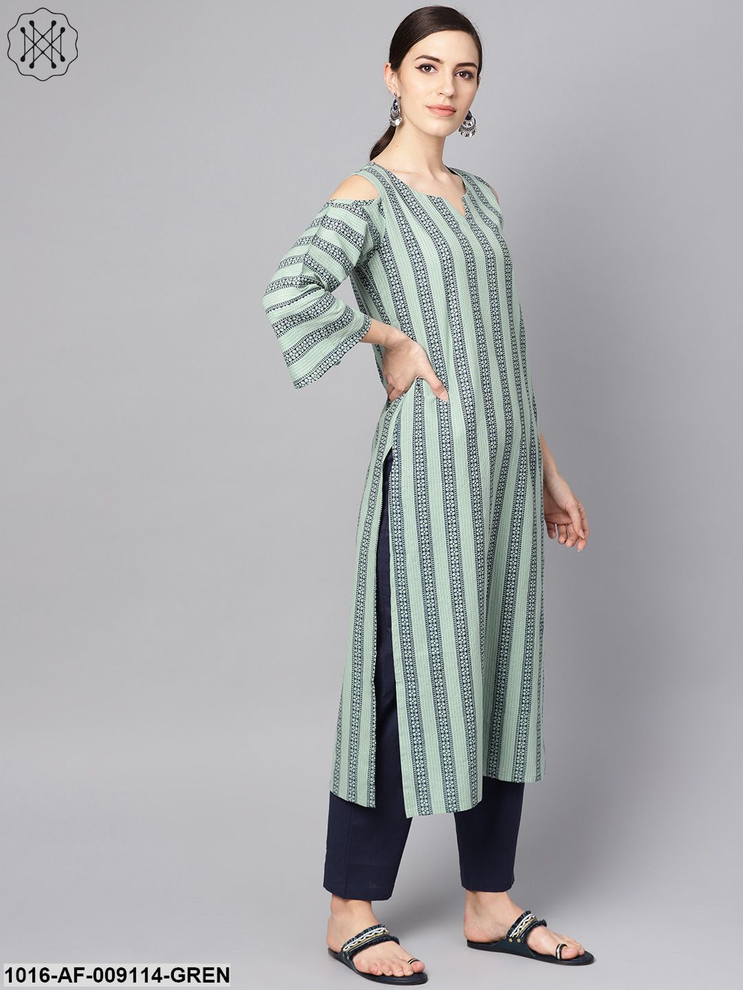Pastel Green Printed Kurta Set With Solid Navy Blue Pants