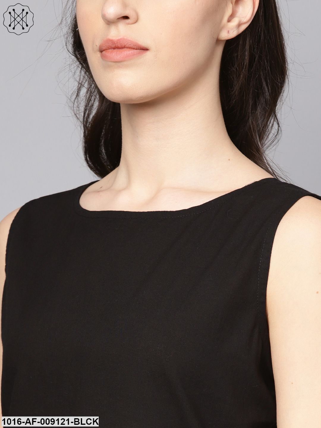 Solid Black Sleeveless Kurta Set With Printed Pants