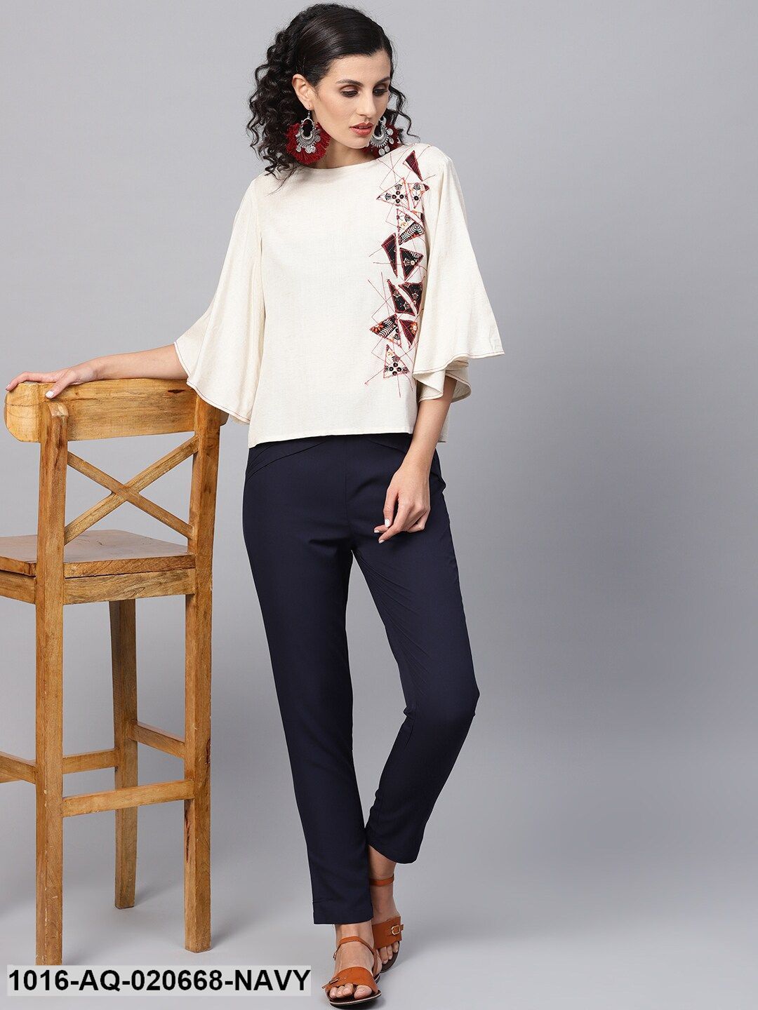 Navy Blue Regular Fit Solid Trousers