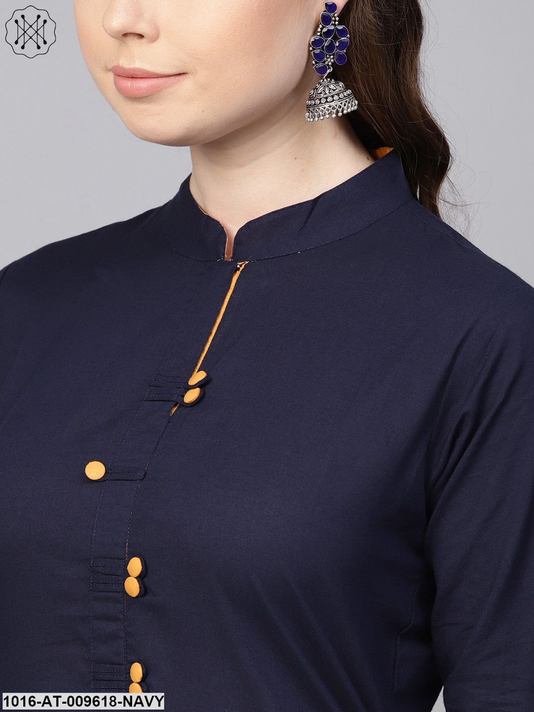 Navy Blue Kurta With Contrasting Detailed Placket With Madarin Collar