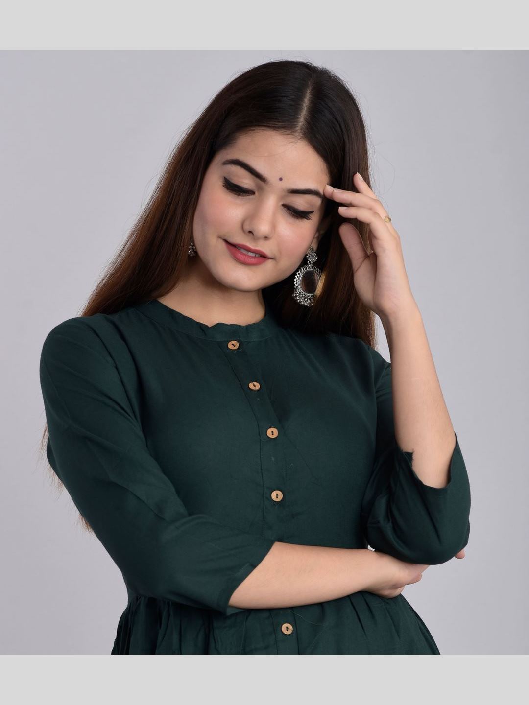 Women Rayon Flared Kurta