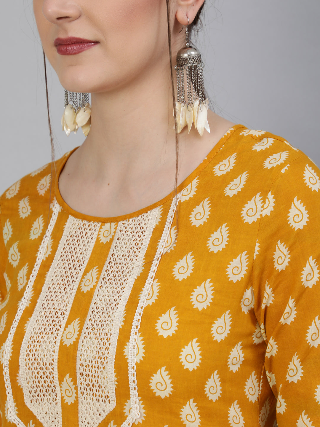 Printed Round Neck Calf Length 3/4 Sleeve Cotton Straight Kurta & Pant Set