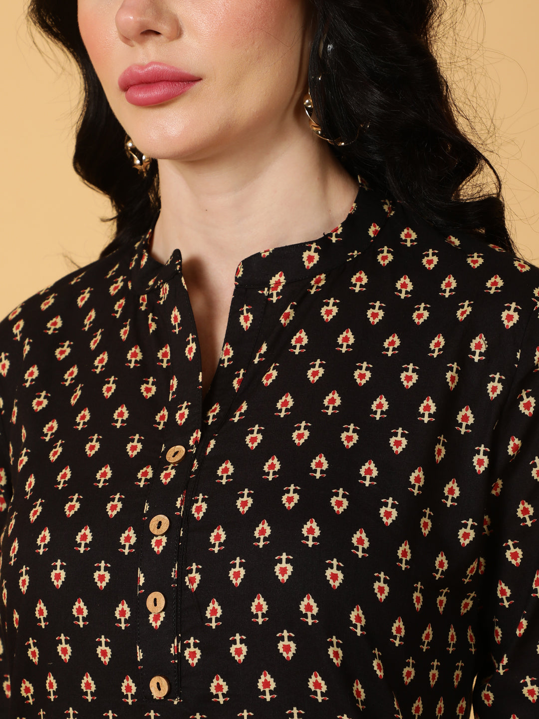 Cotton Short Length Printed Straight 3/4 Sleeves Mandarin Top