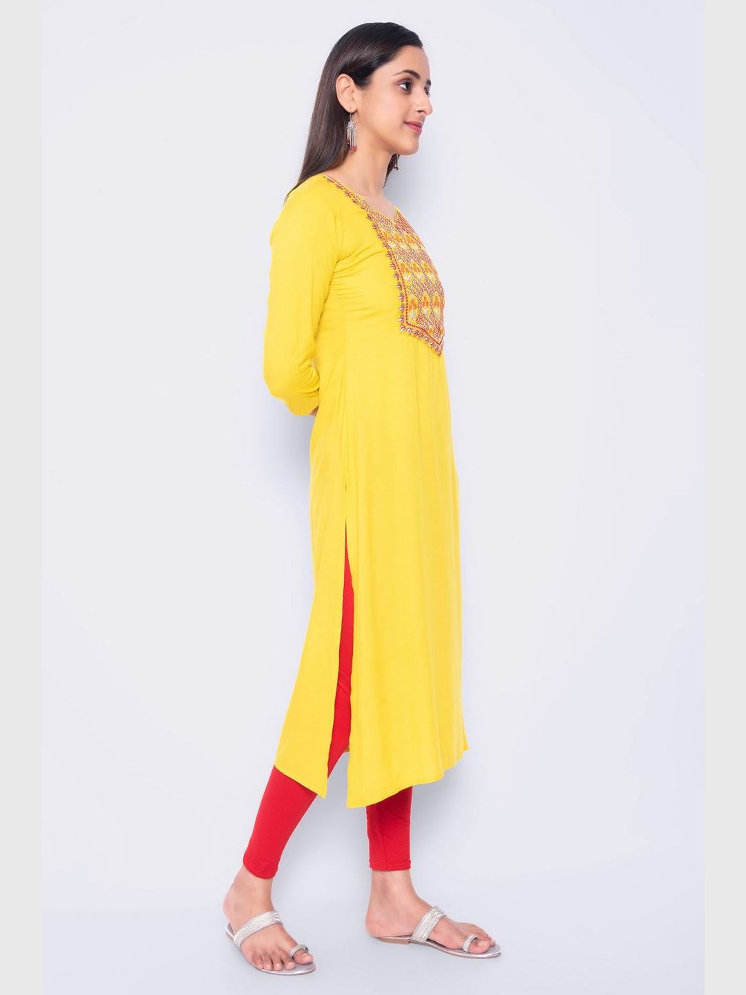 Embroidered Rayon 3/4 Sleeves Straight Kurta