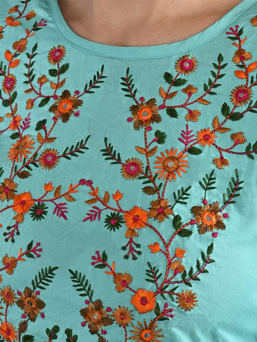 Rayon Embroidered Straight 3/4 Sleeve Round Neck Kurta