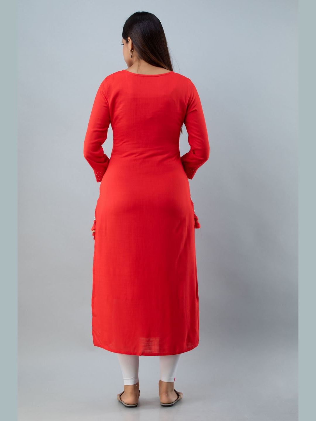 Embroidered Rayon Round Neck 3/4 Sleeve Straight Calf Kurta