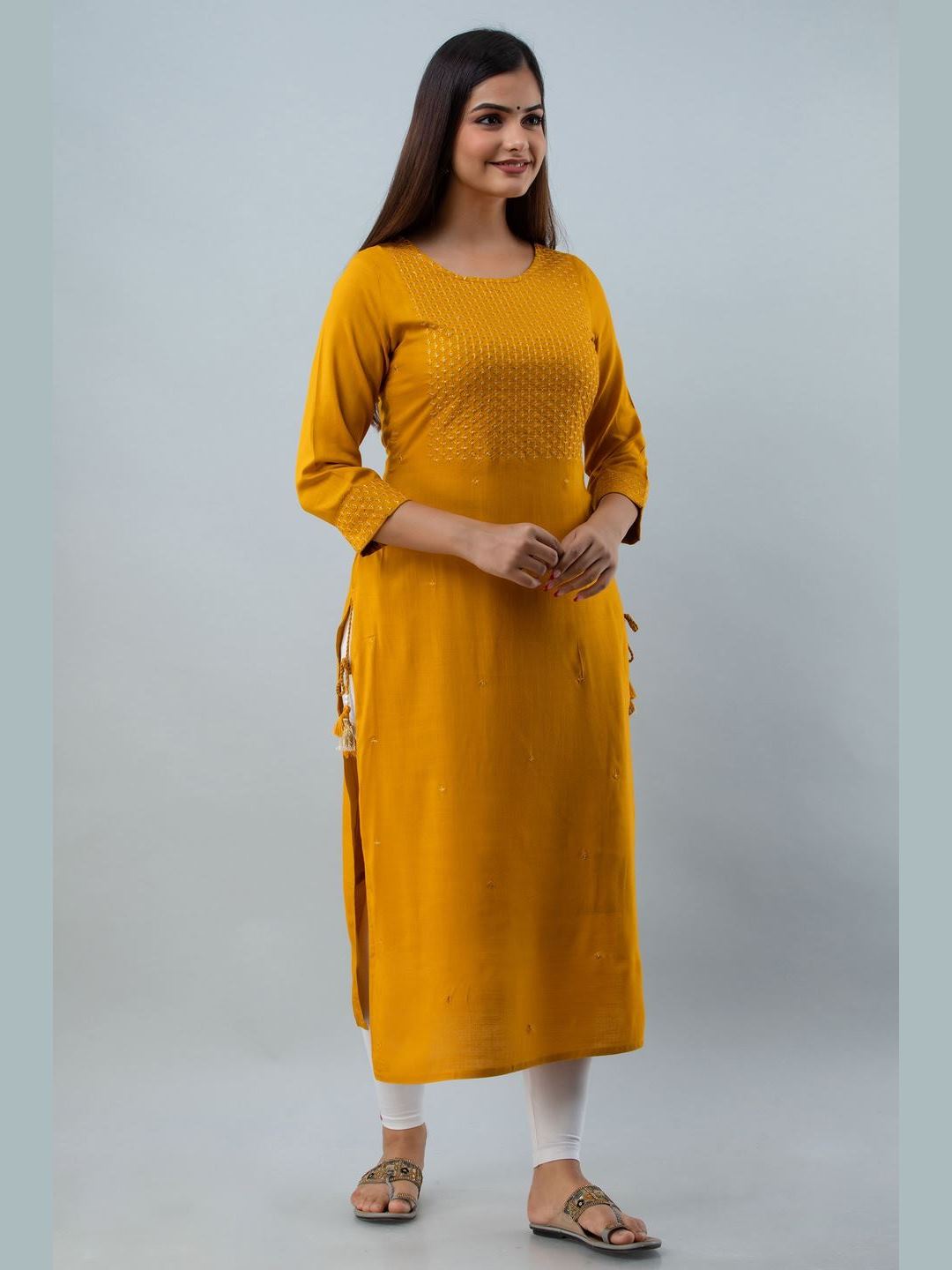 Embroidered Rayon Round Neck 3/4 Sleeve Straight Calf Kurta