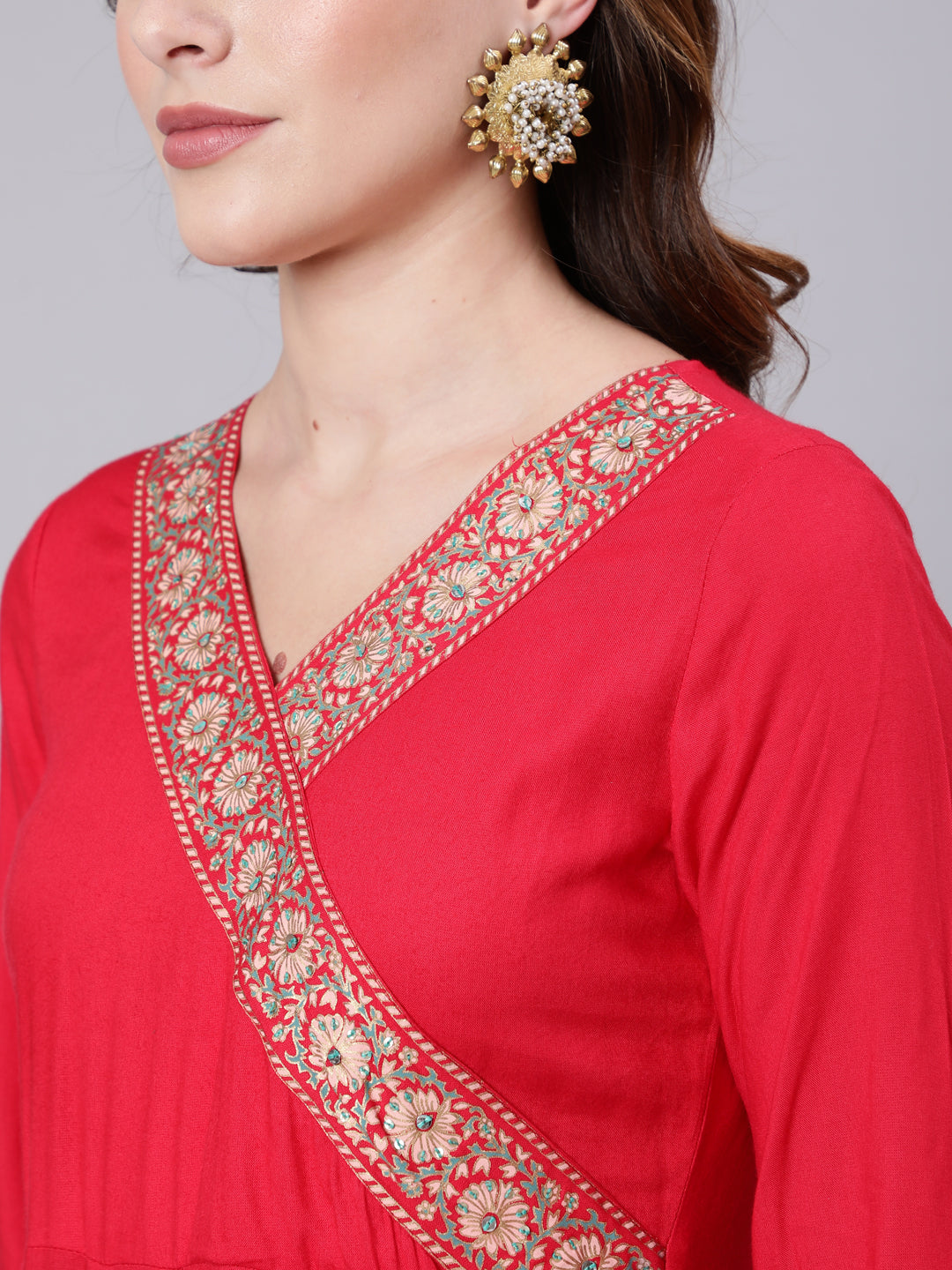 Rayon Slub Full Length Solid Flared 3/4 Sleeve V Neck Kurta Dupatta