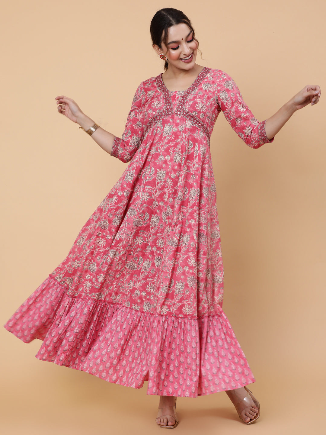Cotton Ankle Printed Flared 3/4 Sleeve V Kurta