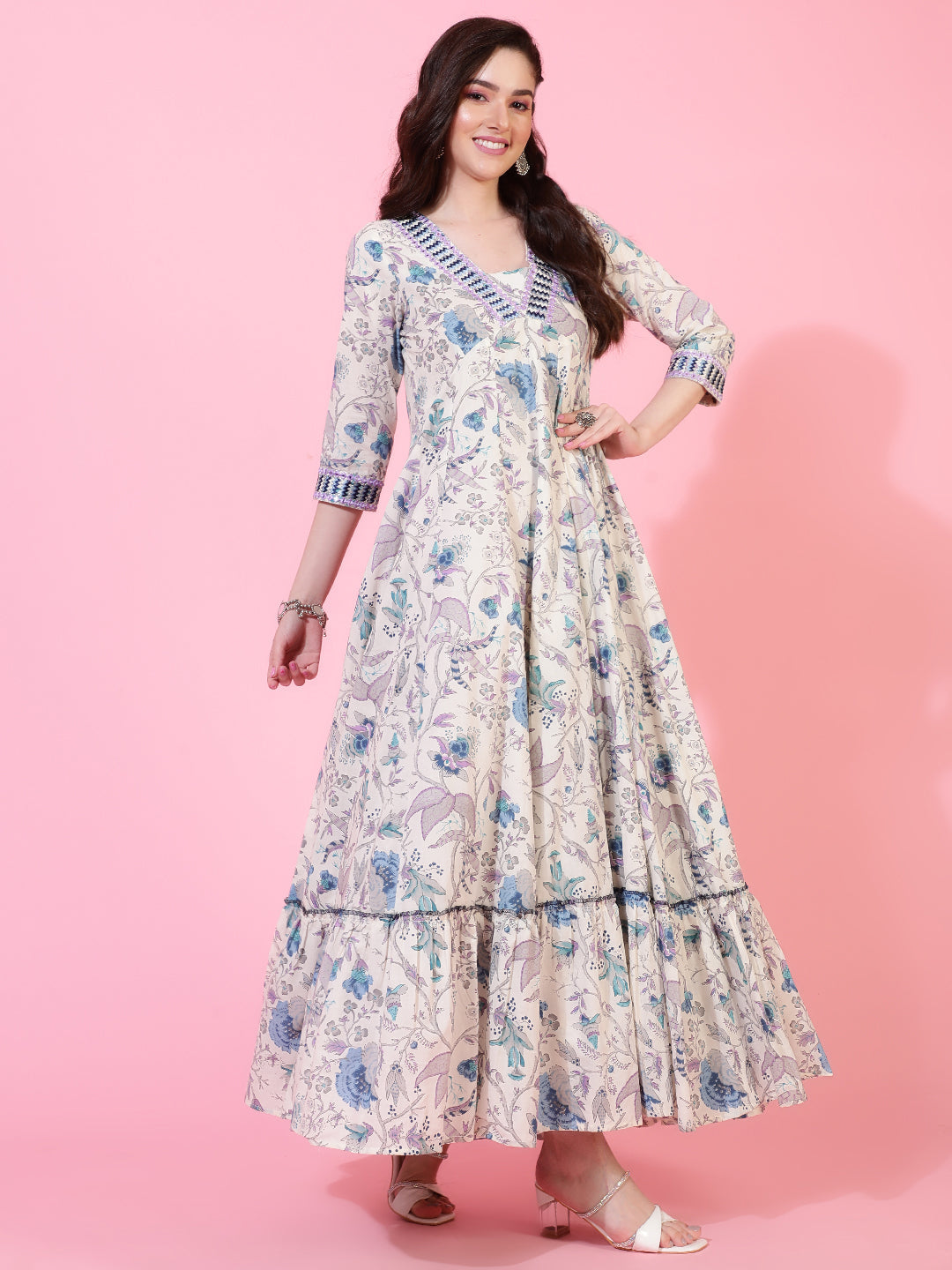 Cotton Full Length Printed Flared 3/4 Sleeve V-Neck Kurta