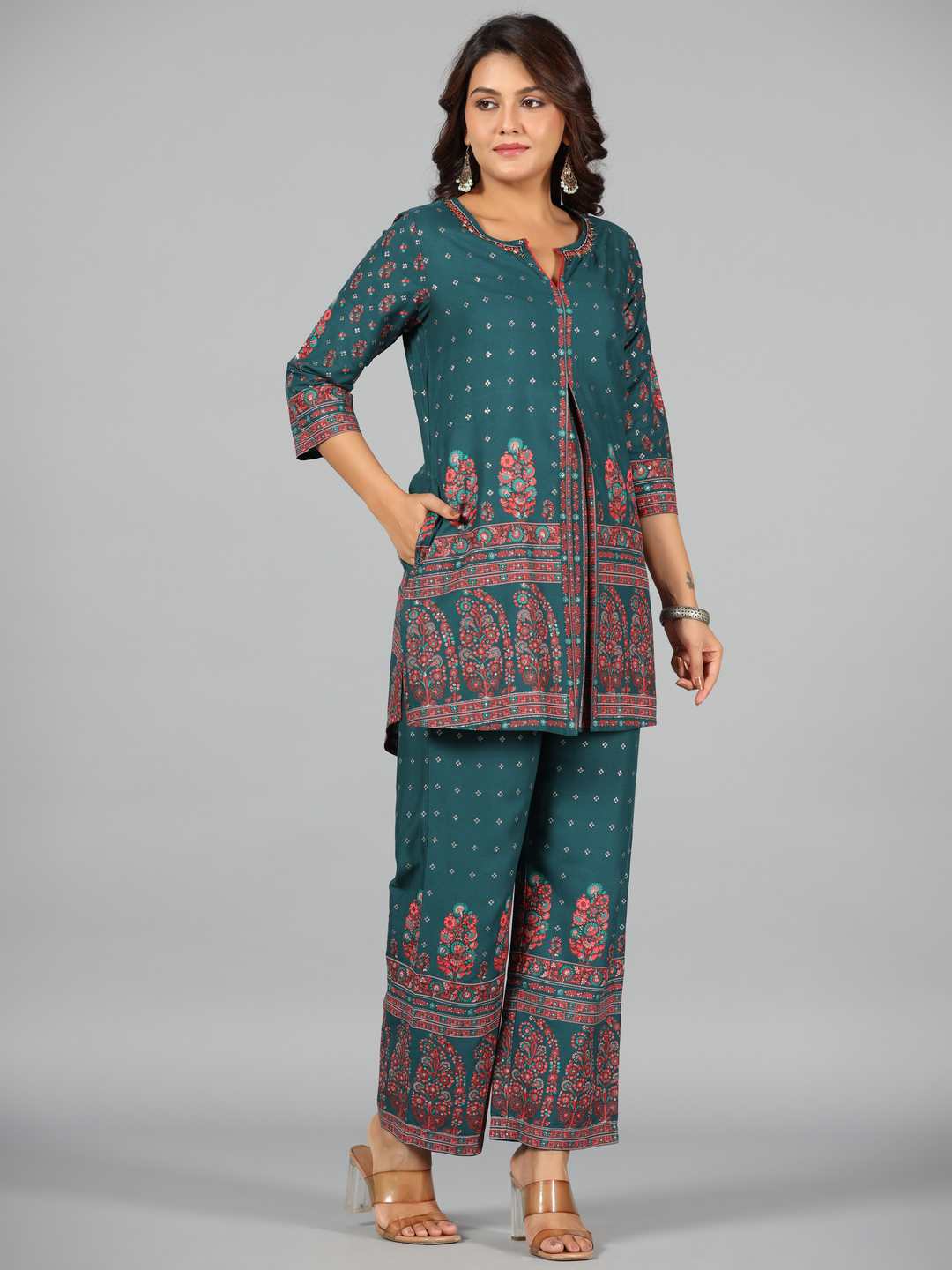Green Rayon Printed Kurta & Pants Set