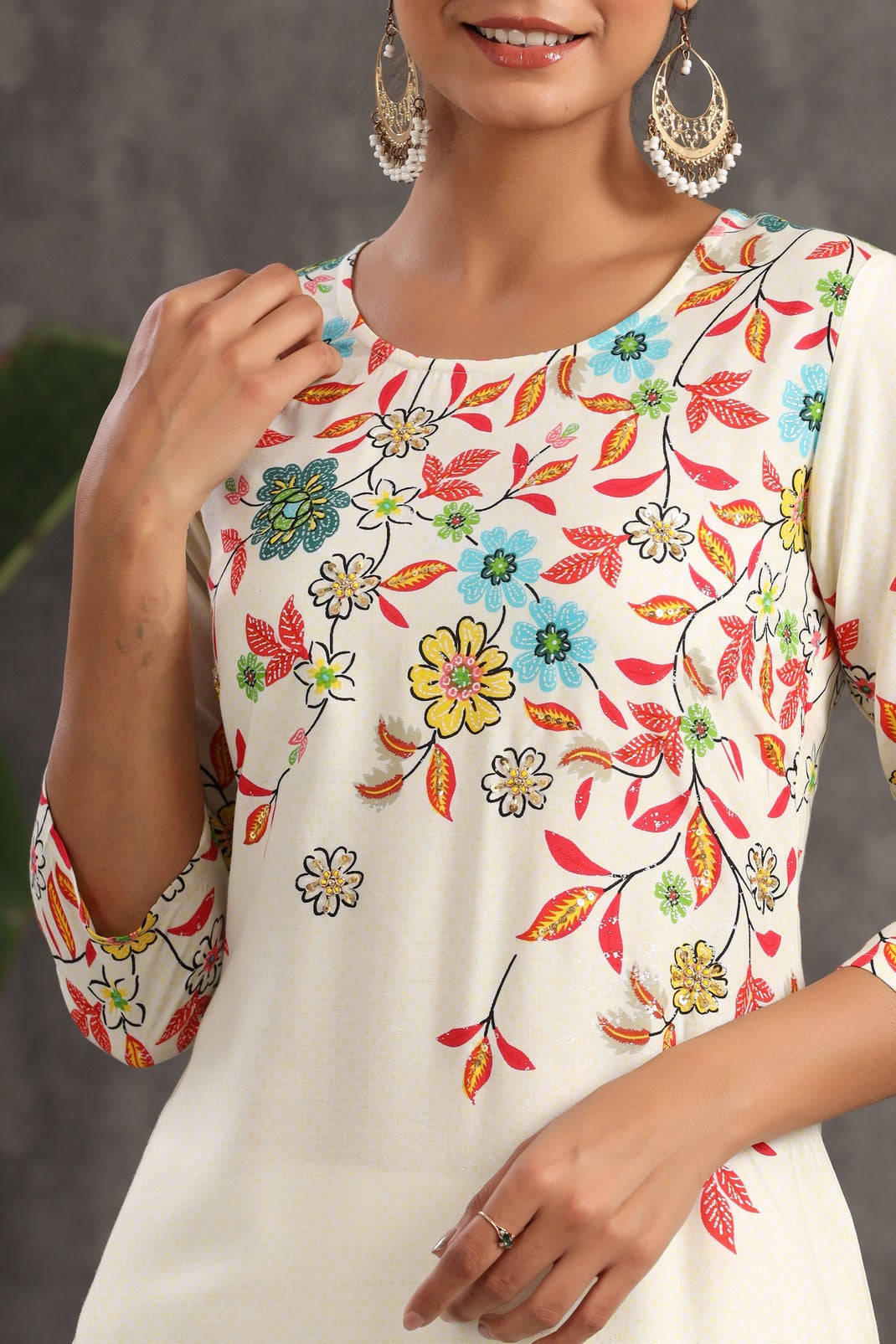 Ivory Rayon Printed Straight Kurta