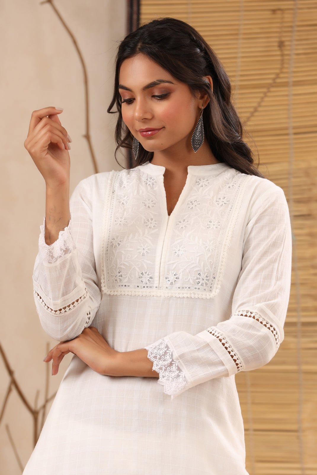 Women`s White Cotton Dobby Embroidered Straight Kurta