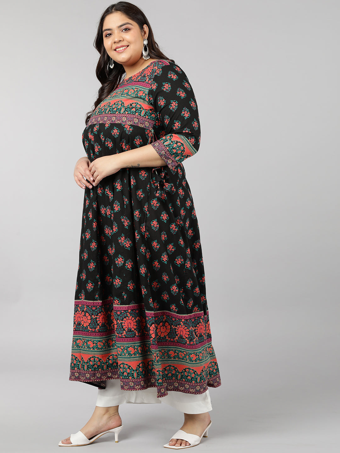 Cotton Floral Print Anarkali Kurta (Black)