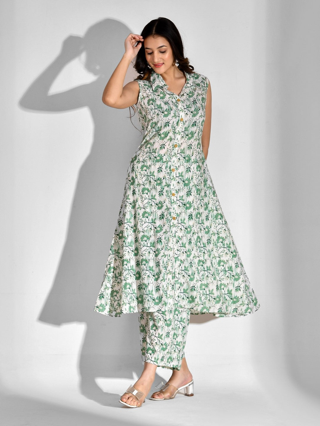 Viscose Rayon Floral Collared Neck Kurta Set