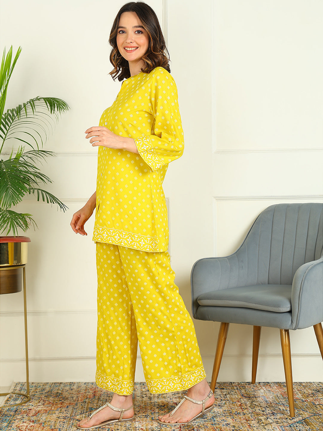 Printed Viscose Rayon 3/4 Sleeve Kurti And Trouser Set
