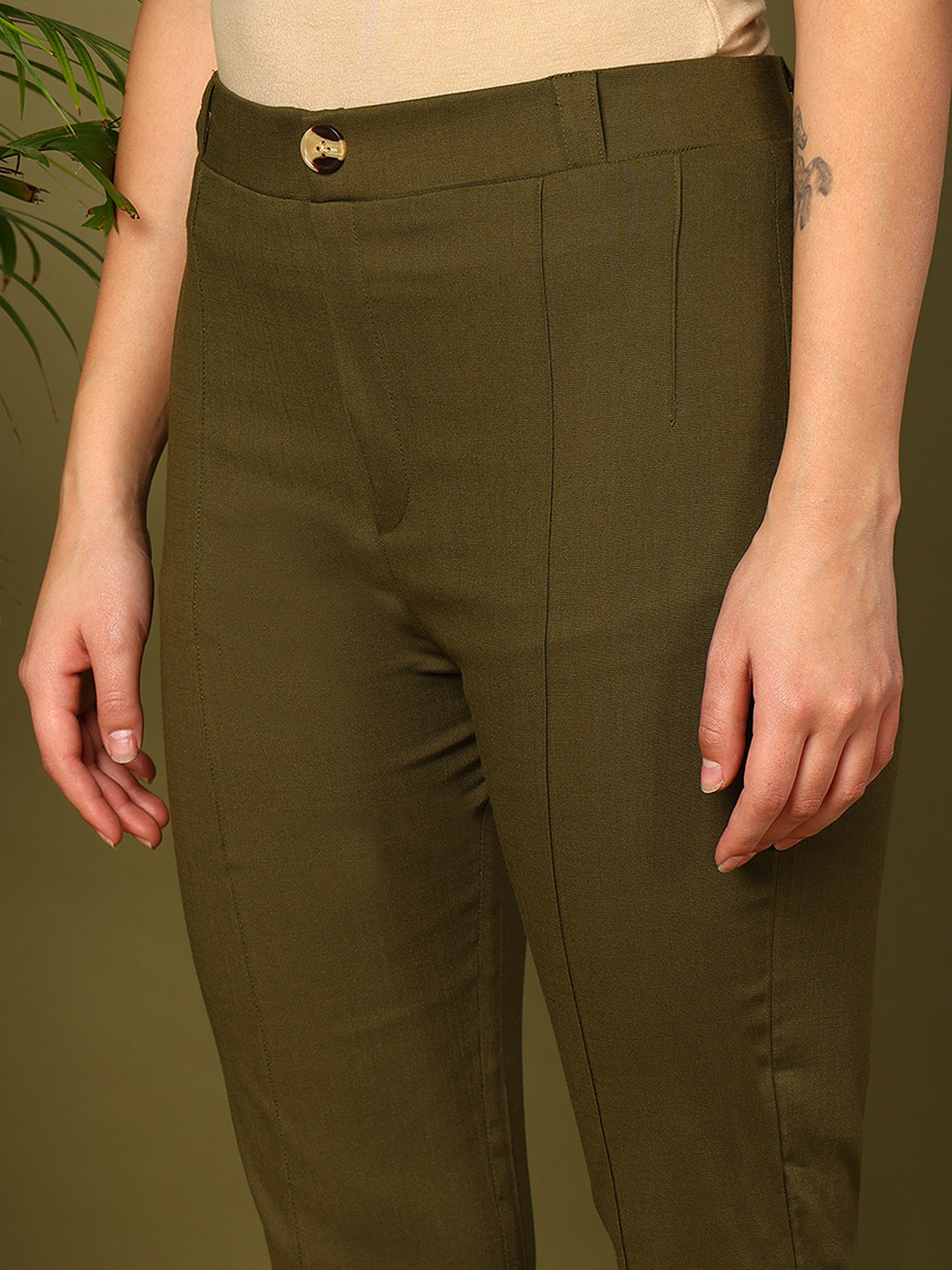 Green Lycra Blend Solid Bootcut Trousers