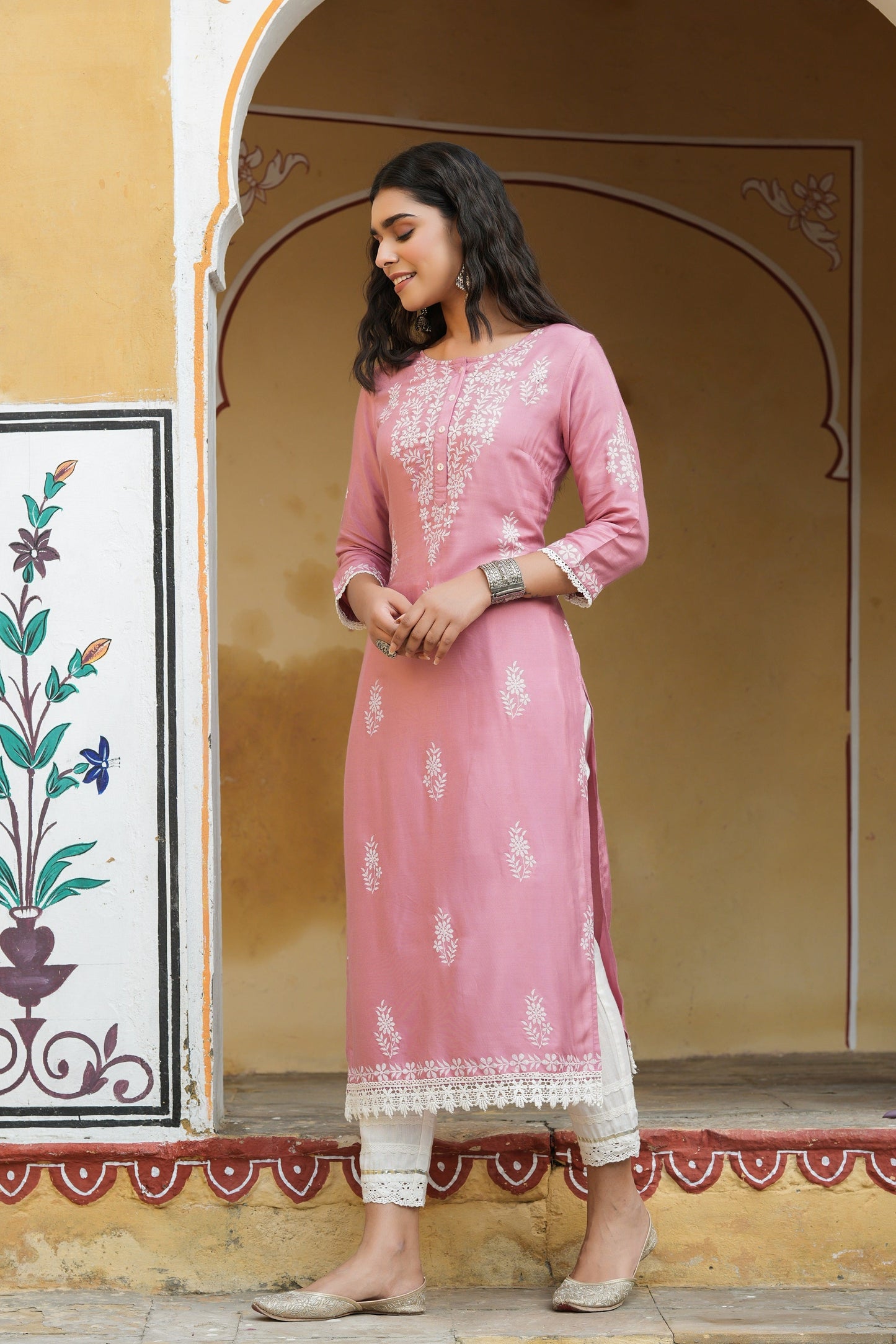 Onionpink Shantoon Printed Straight Kurta