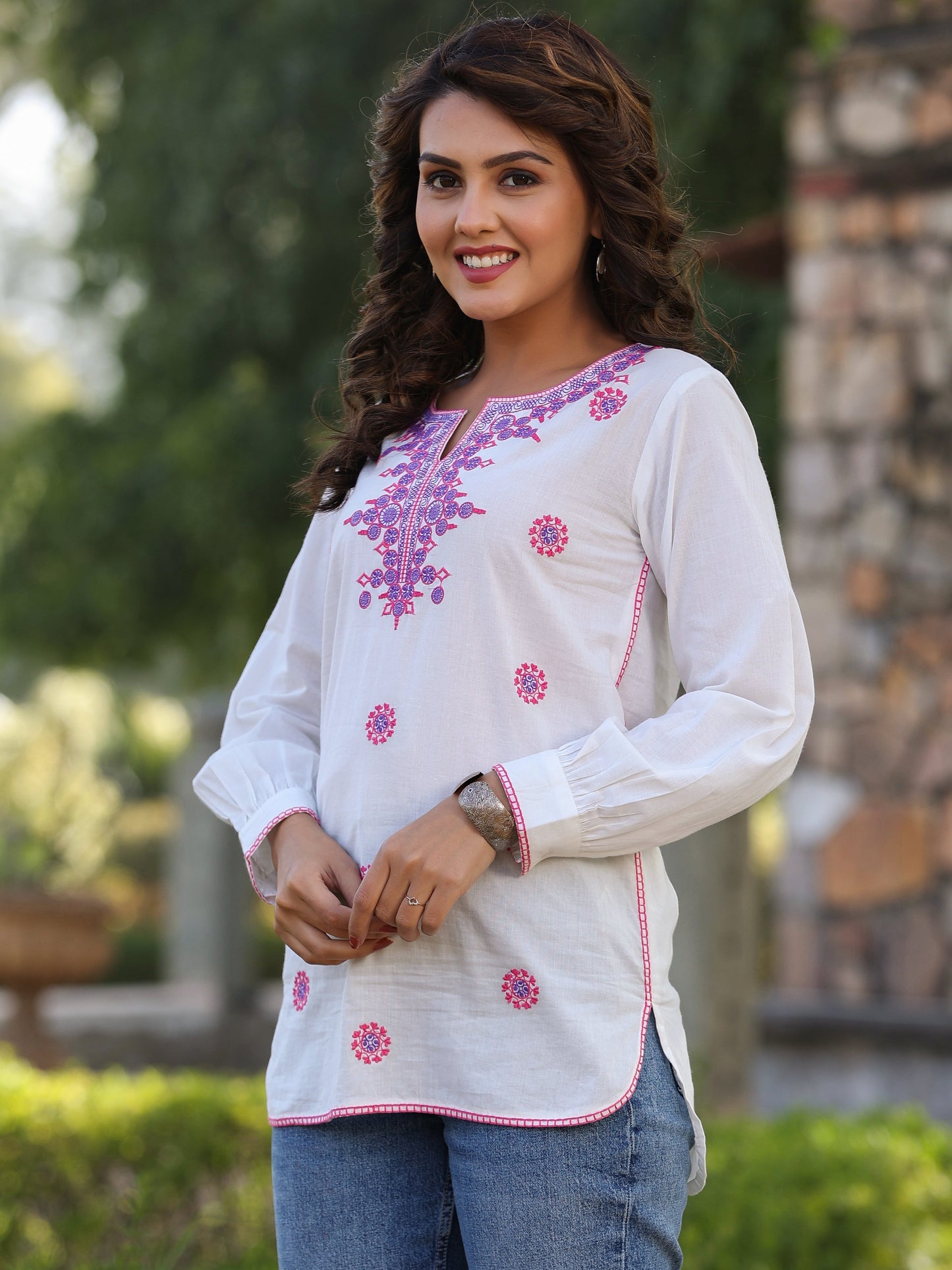 Off-White Cambric Solid Embroidery Tunic