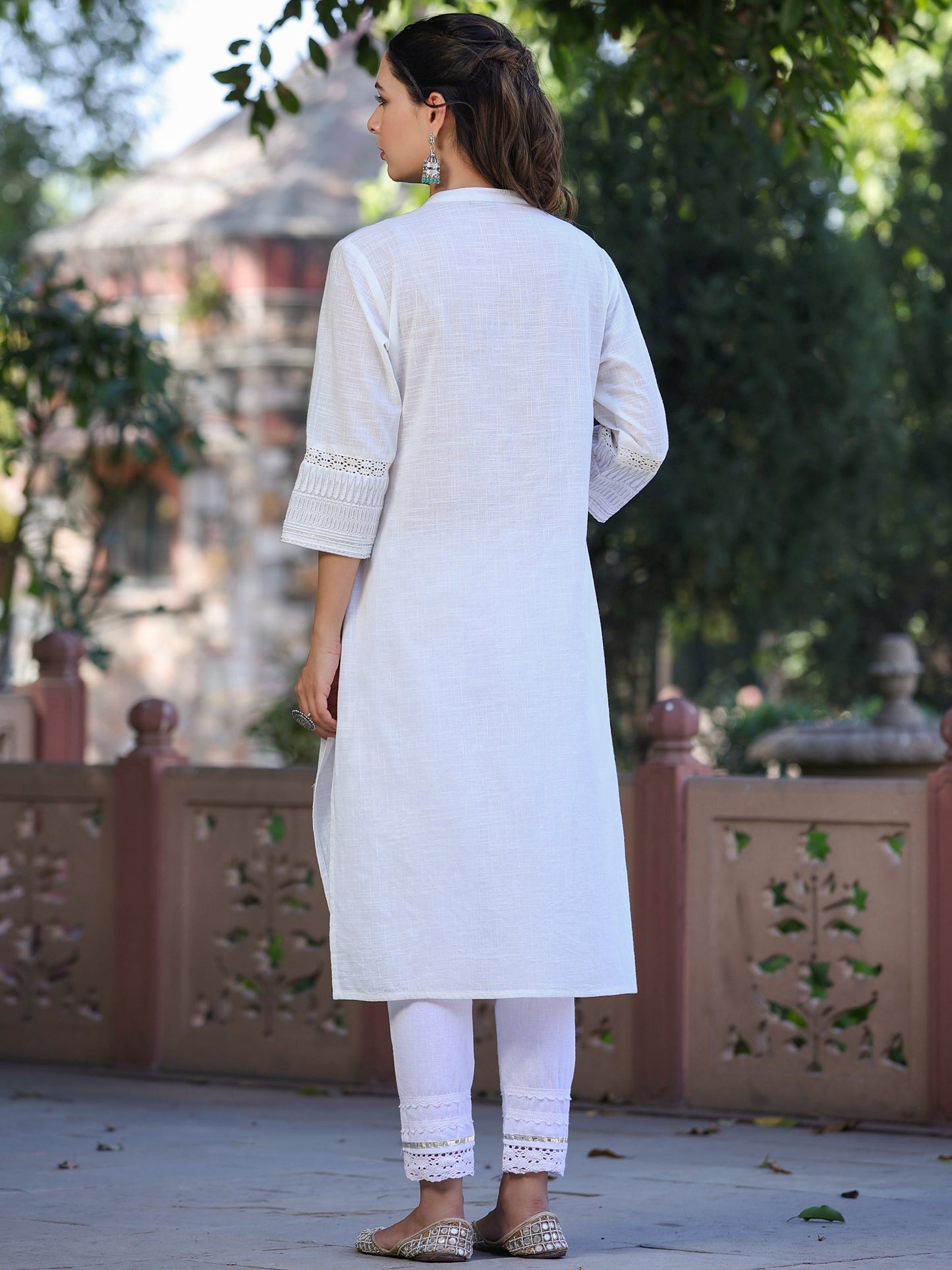 White Cotton Slub Embroidery Straight Kurta