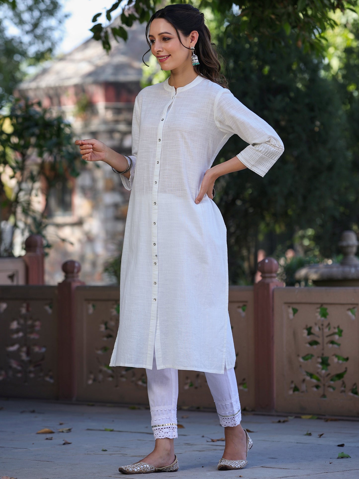White Cotton Slub Embroidery Straight Kurta