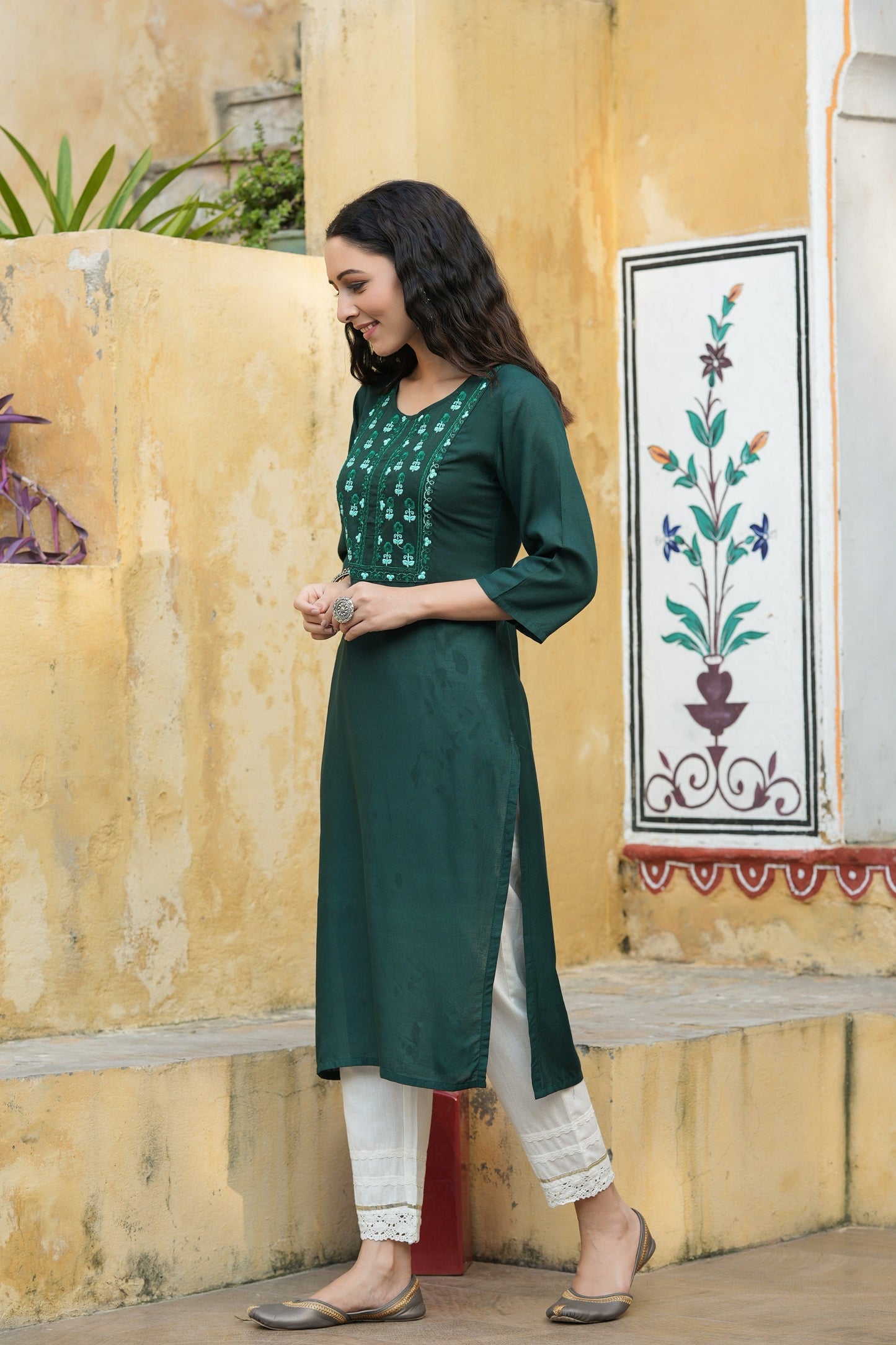Green Rayon Festive Wear Embroidered Straight Kurta