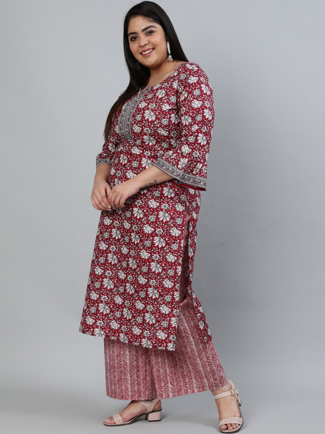 Plus Size Women Red Printed Straight Kurta With Palazo & Dupatta
