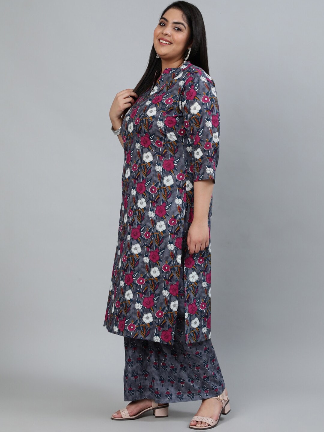 Plus Size Women Grey Printed Straight Kurta With Palazo & Dupatta