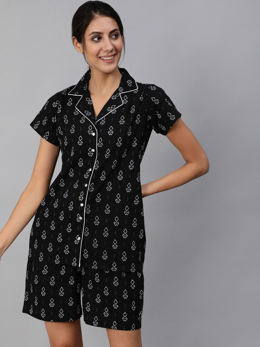 Women Black Floral Printed Night Suit