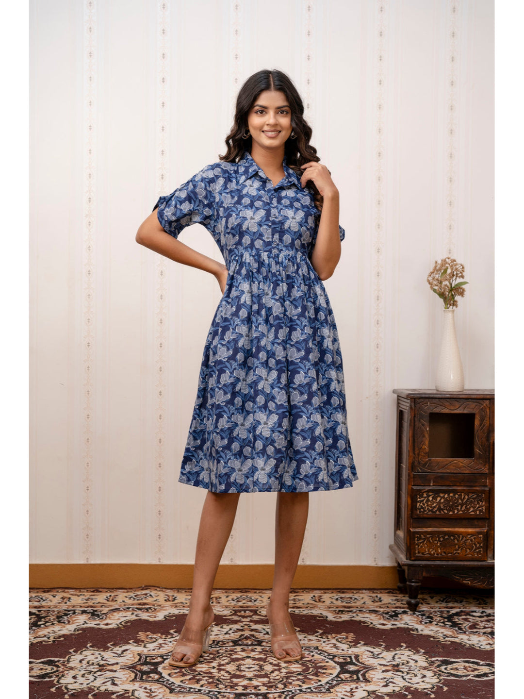 Navy Blue Printed midi Dress with Short Sleeves