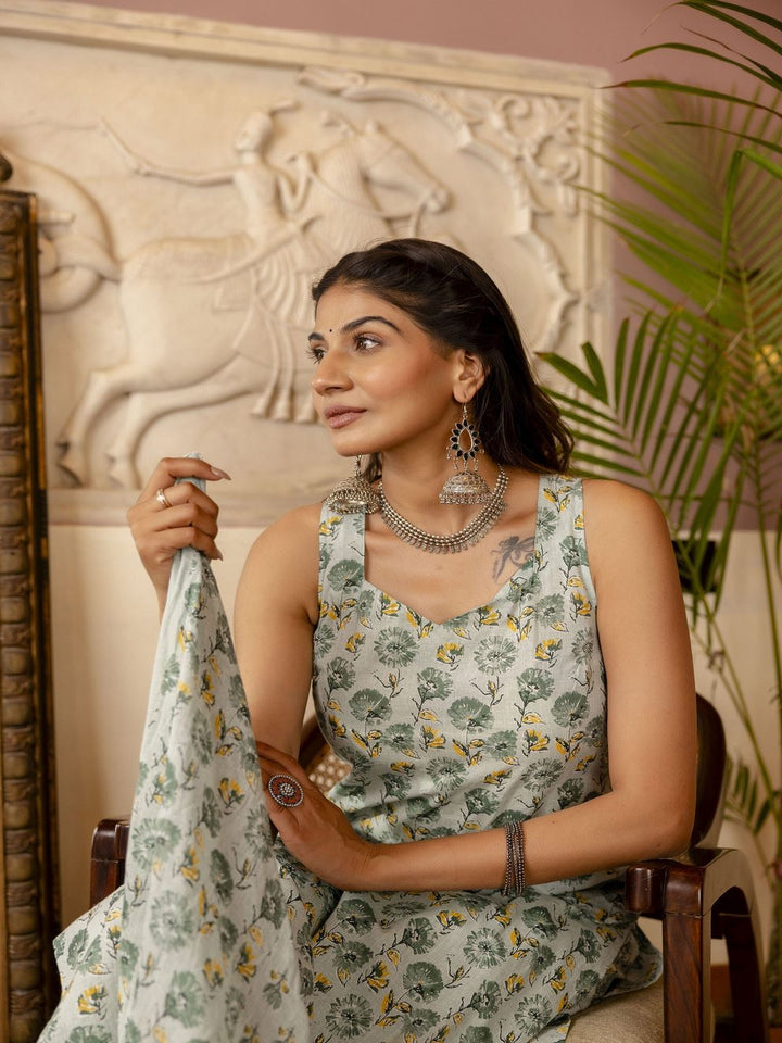 Green Printed Straight Kurta With Trouser And Dupatta