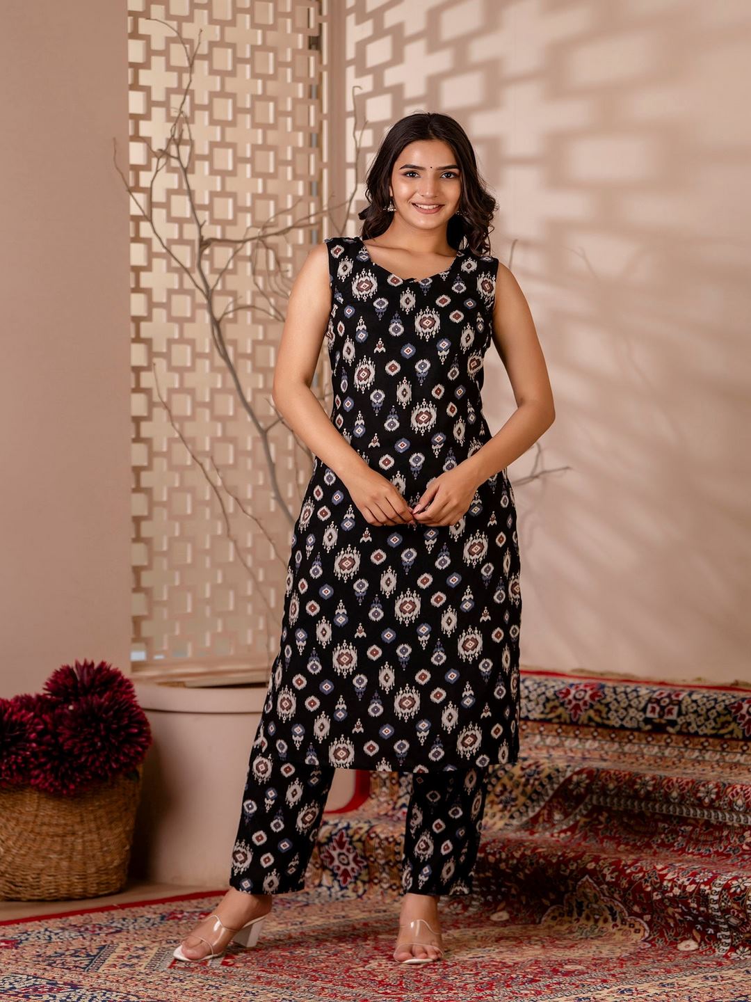 Black Printed Straight Kurta With Trouser