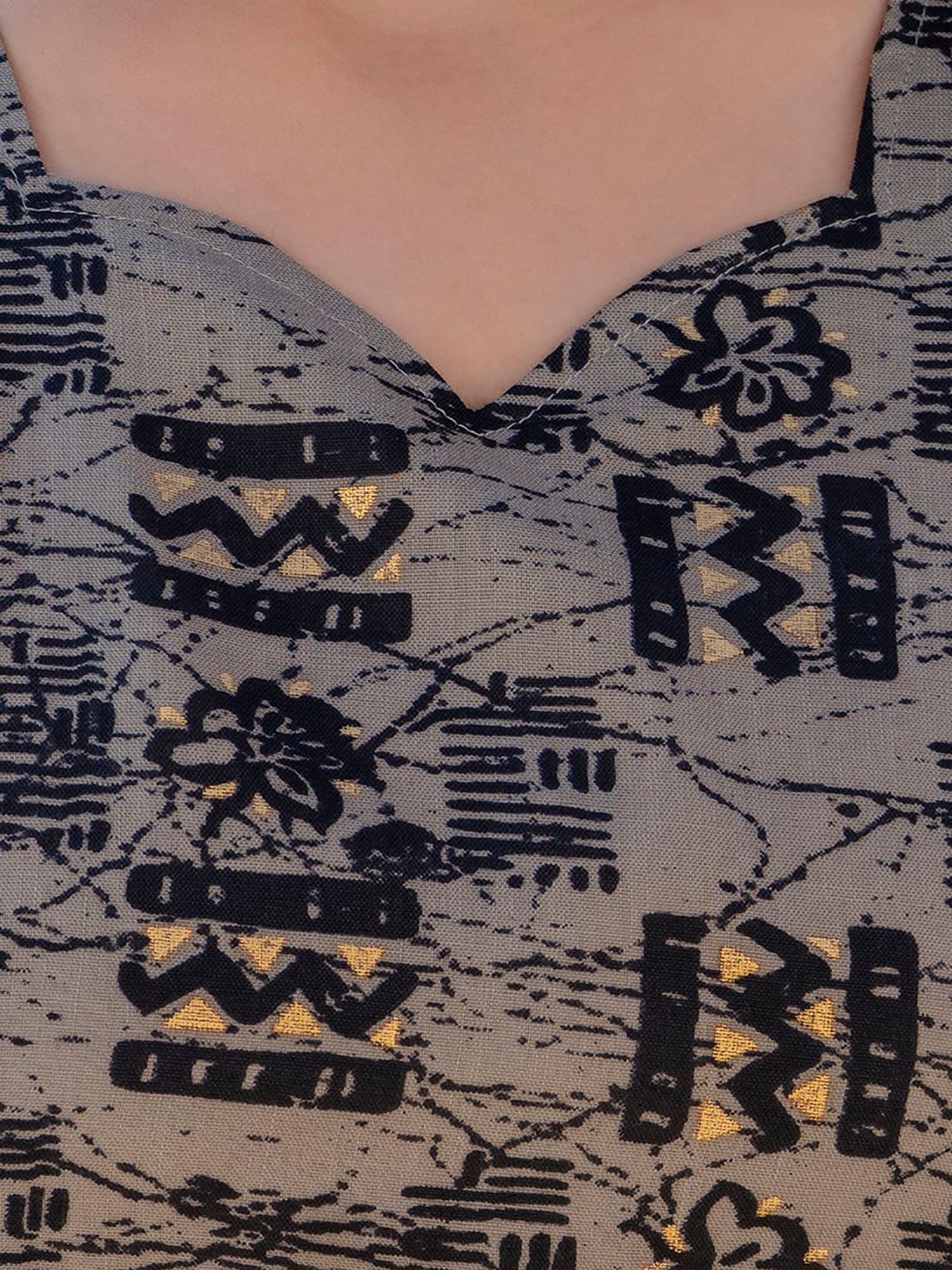 Grey Printed Straight Kurta With Trouser