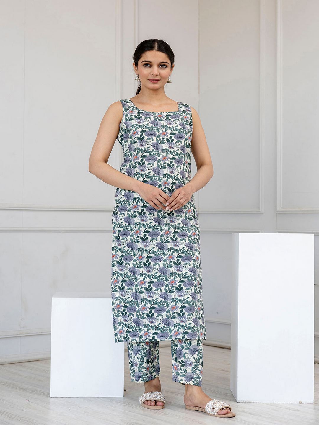 Off White Printed Straight Kurta With Trouser