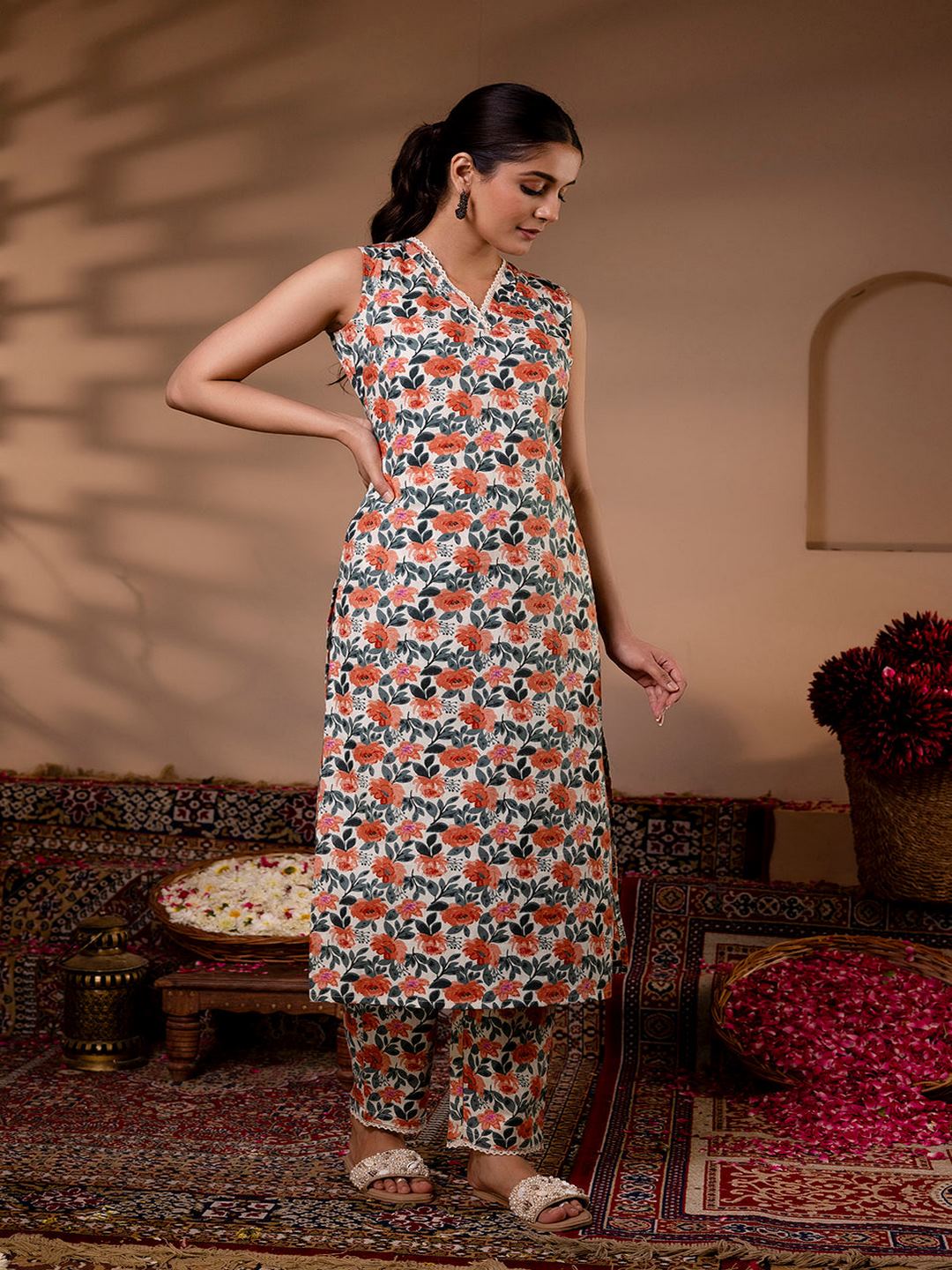 Off White Printed Straight Kurta With Trouser
