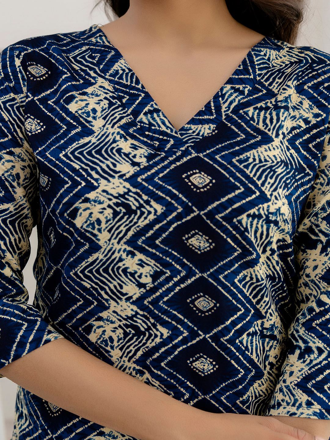 Blue Printed Straight Kurta And Trouser